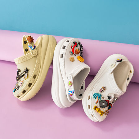 Crocs卡骆驰泡芙云朵雪屋短靴板栗云朵暖棉