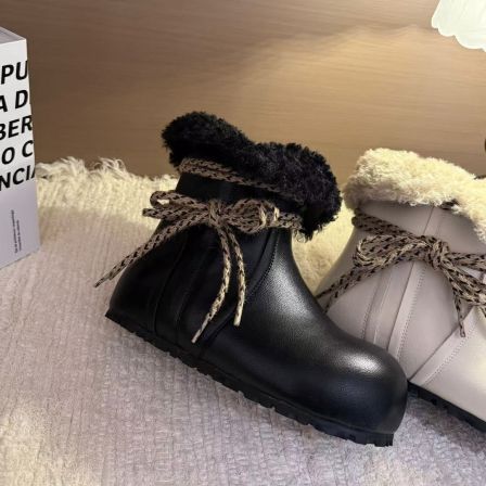 小发喵「奢级邂逅蝴蝶结系带休闲鞋｜诠释冬日轻奢时尚格调」777