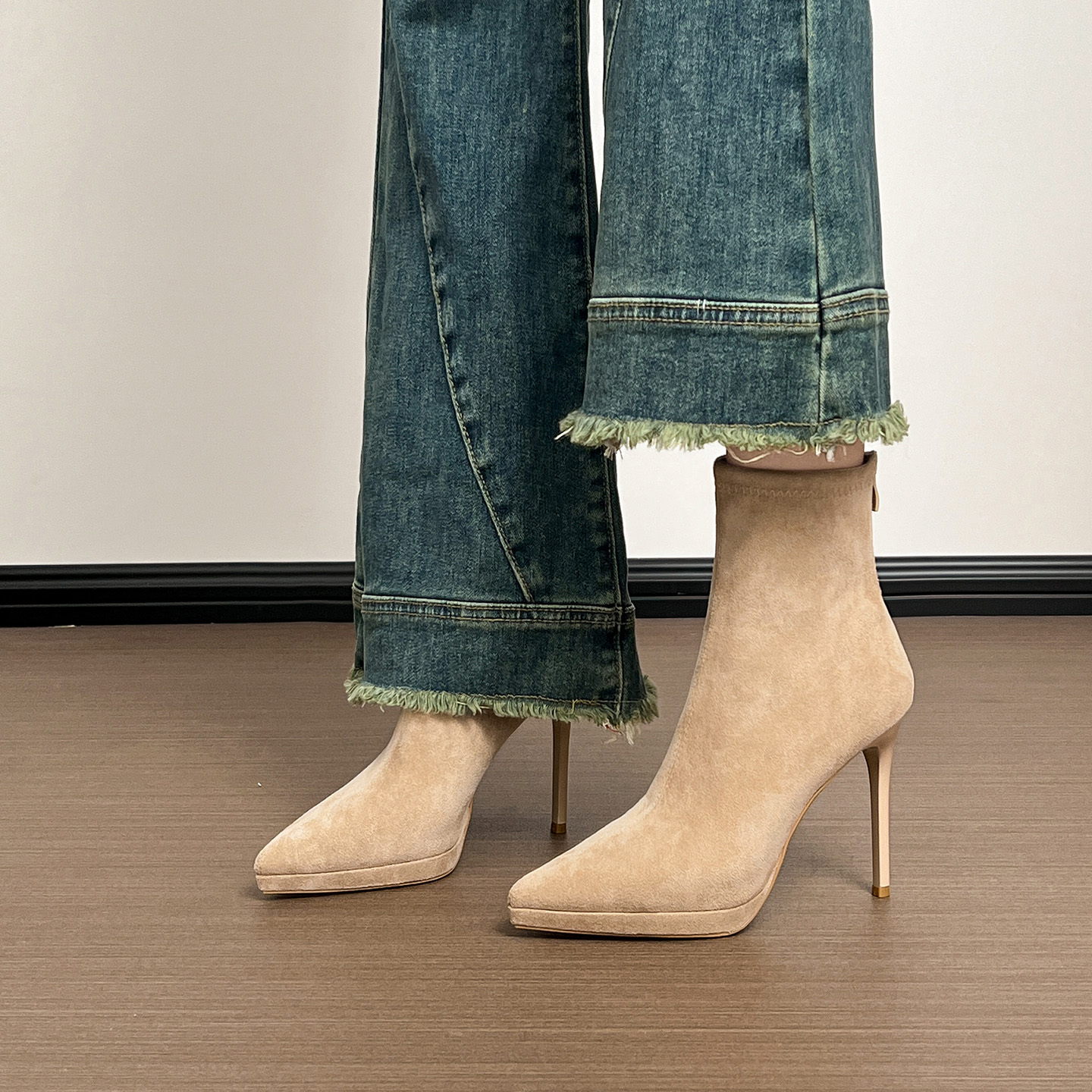 羊皮版~ 秋冬季裸色高跟鞋女细跟防水台厚底恨天高性感尖头短靴女主图