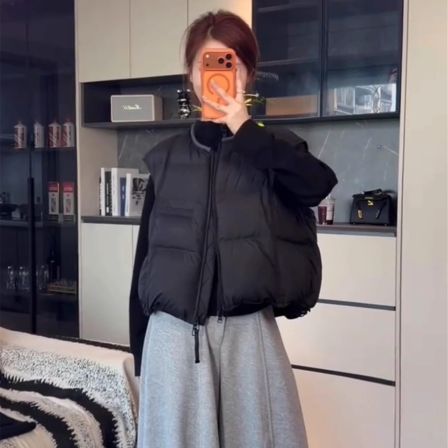 白鸭绒羽绒马甲女短款背心秋冬新款2025宽松高级感小个子坎肩外穿