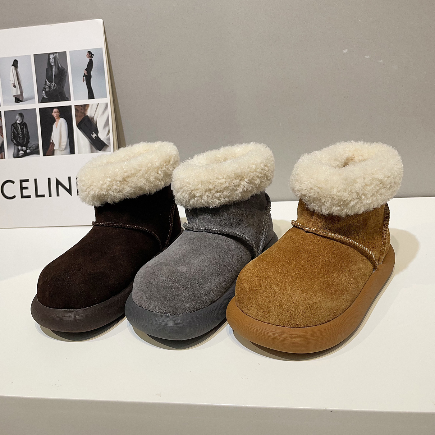 左左家2025冬男童女童加厚抗寒大头雪地靴新款儿童一脚蹬短筒棉靴主图