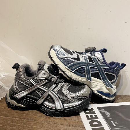 左左家冬季男女童防滑保暖加绒运动鞋中大童旋转扣户外休闲老爹鞋