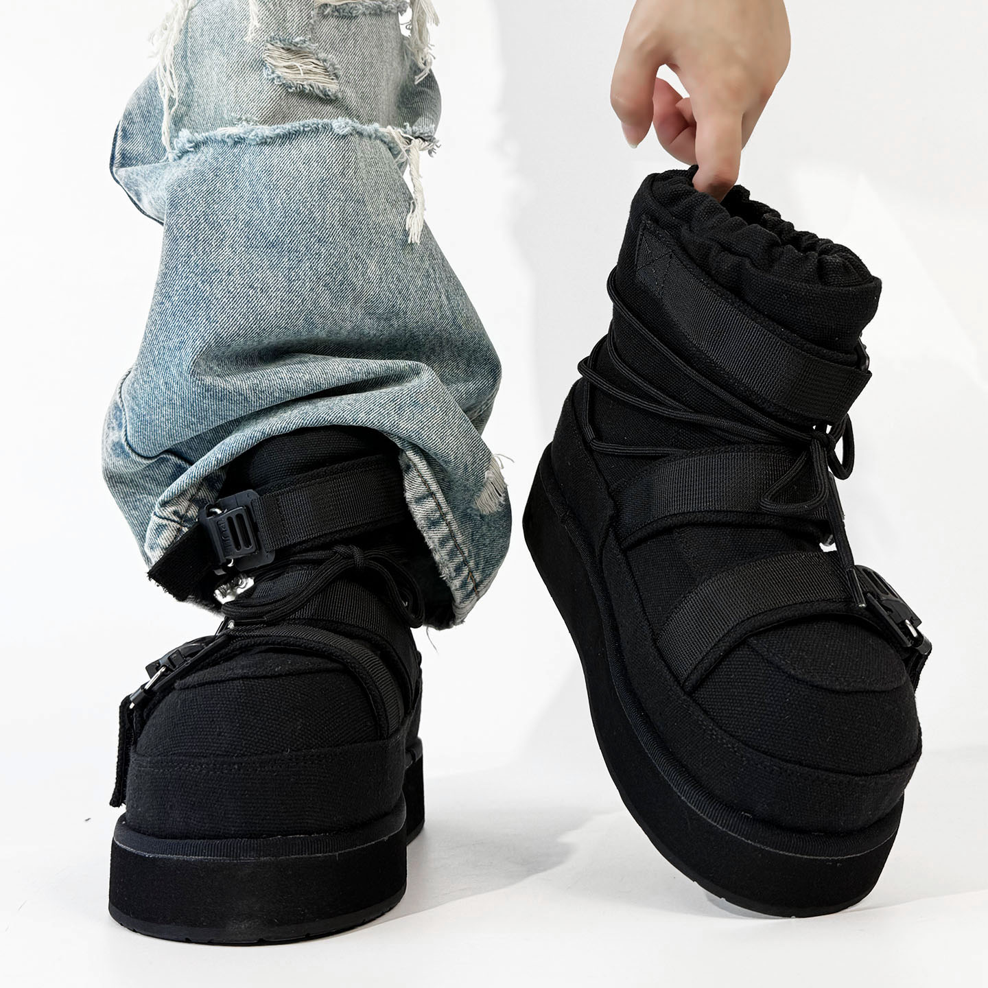 冬季黑武士雪地靴女小众机能风大头马丁靴男厚底增高机车工装靴潮主图