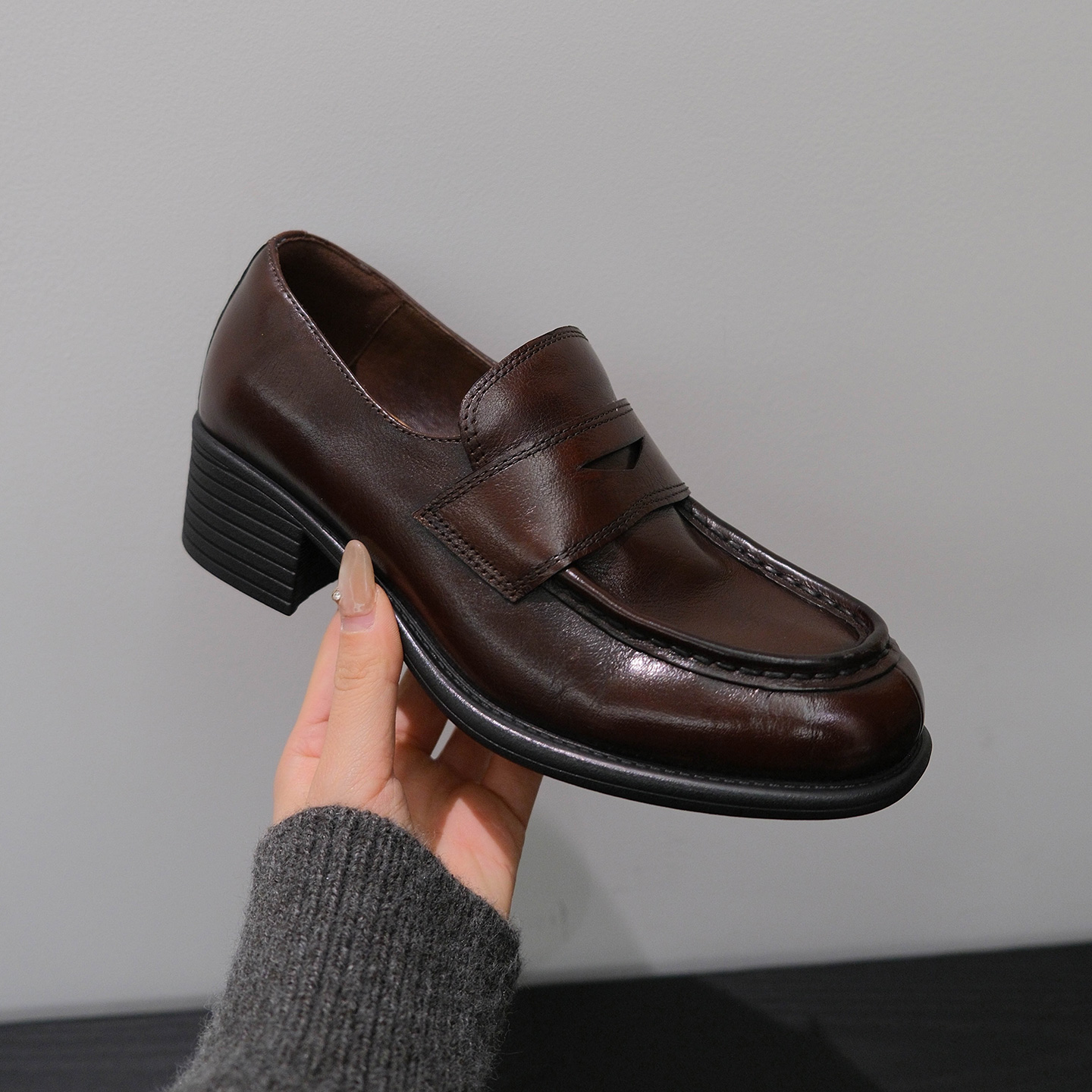 F.M2025新款真皮复古乐福鞋女粗跟一脚蹬小皮鞋百搭中跟单鞋女主图