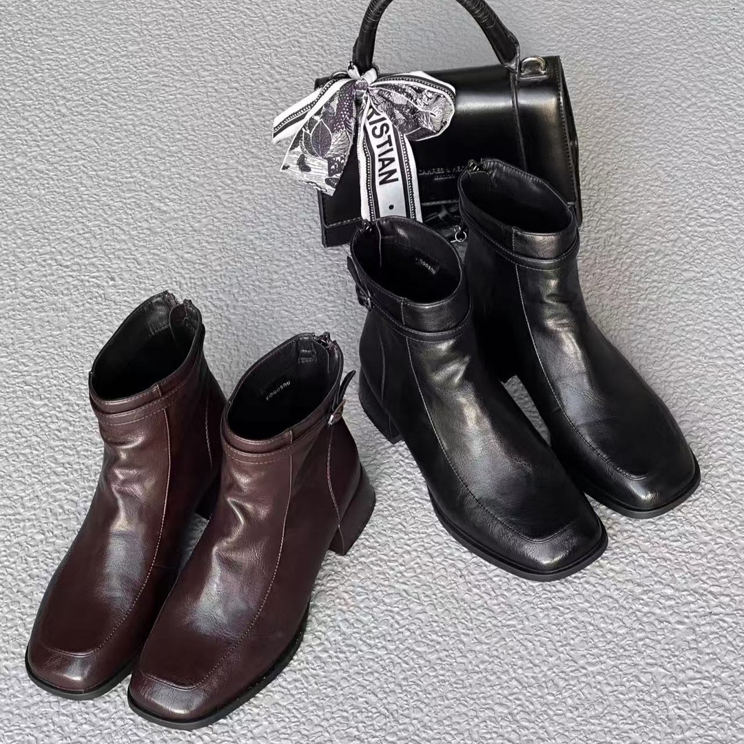 秋冬新款舒适休闲时尚女鞋短靴加绒保暖低跟瘦瘦靴9235//QZ主图