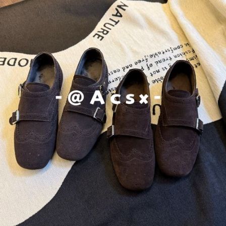 【阿茶】绒里雕花~跟高3CM /2025秋冬新款真皮加绒乐福鞋单鞋女