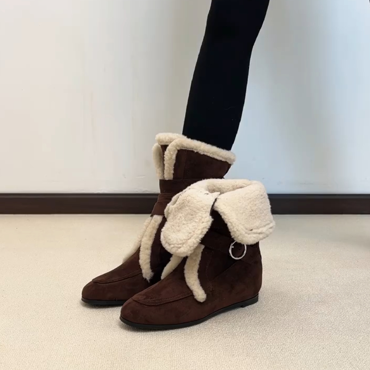牛皮版~复古绒面皮带扣设计感内增雪地靴女两穿秋冬保暖短筒棉靴主图