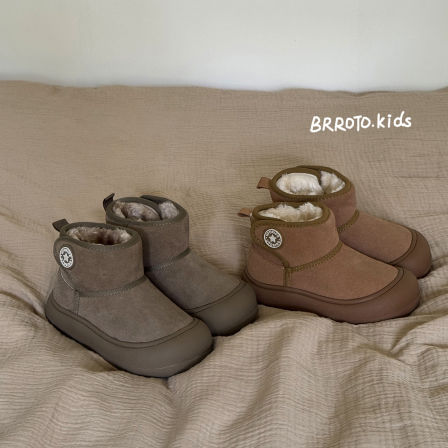 儿童防踢雪地靴2025冬季加厚大棉鞋男童魔术贴保暖棉靴短靴女童鞋