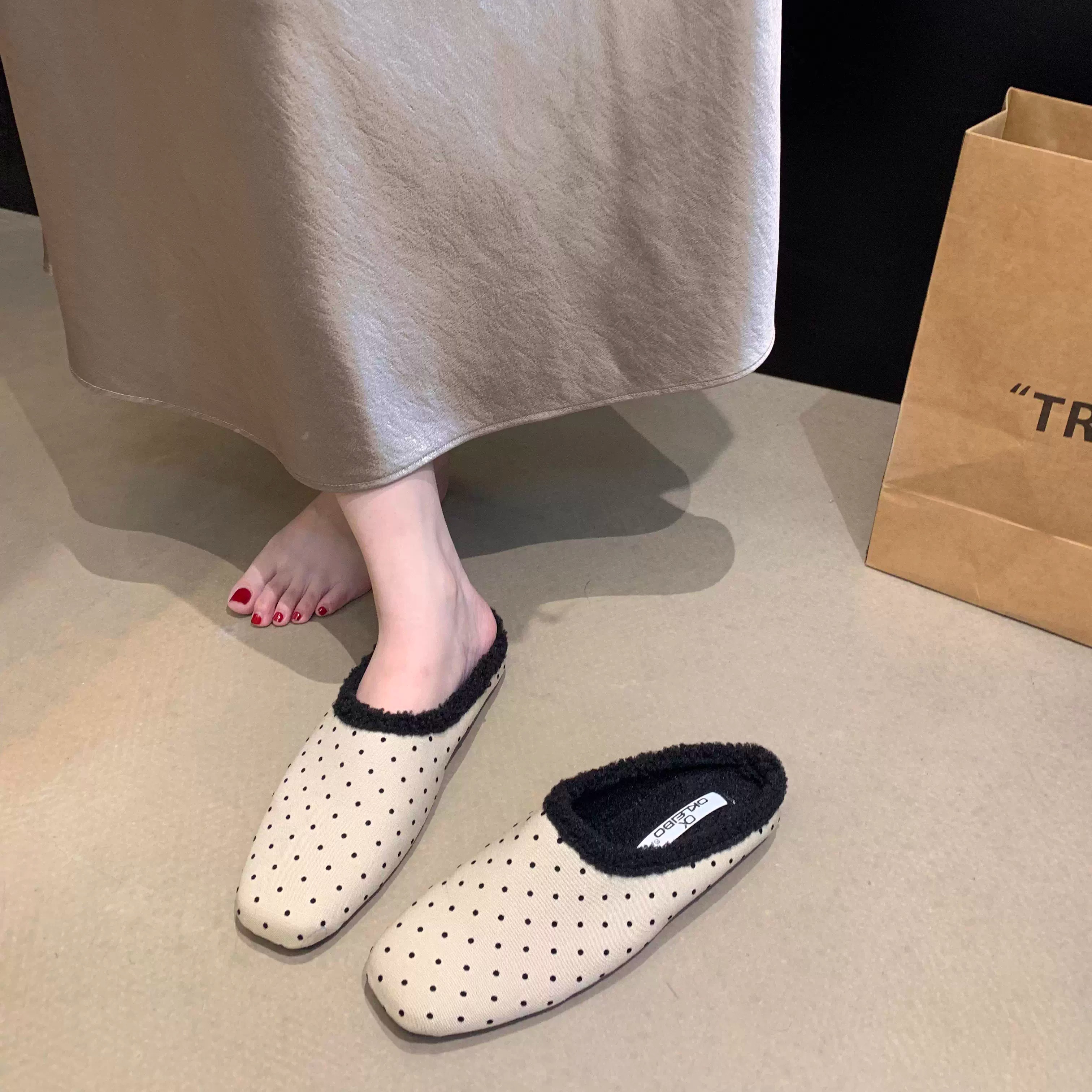 2025秋冬外穿丑萌毛毛半拖鞋女复古包头棉拖一脚蹬加绒保暖勃肯鞋主图