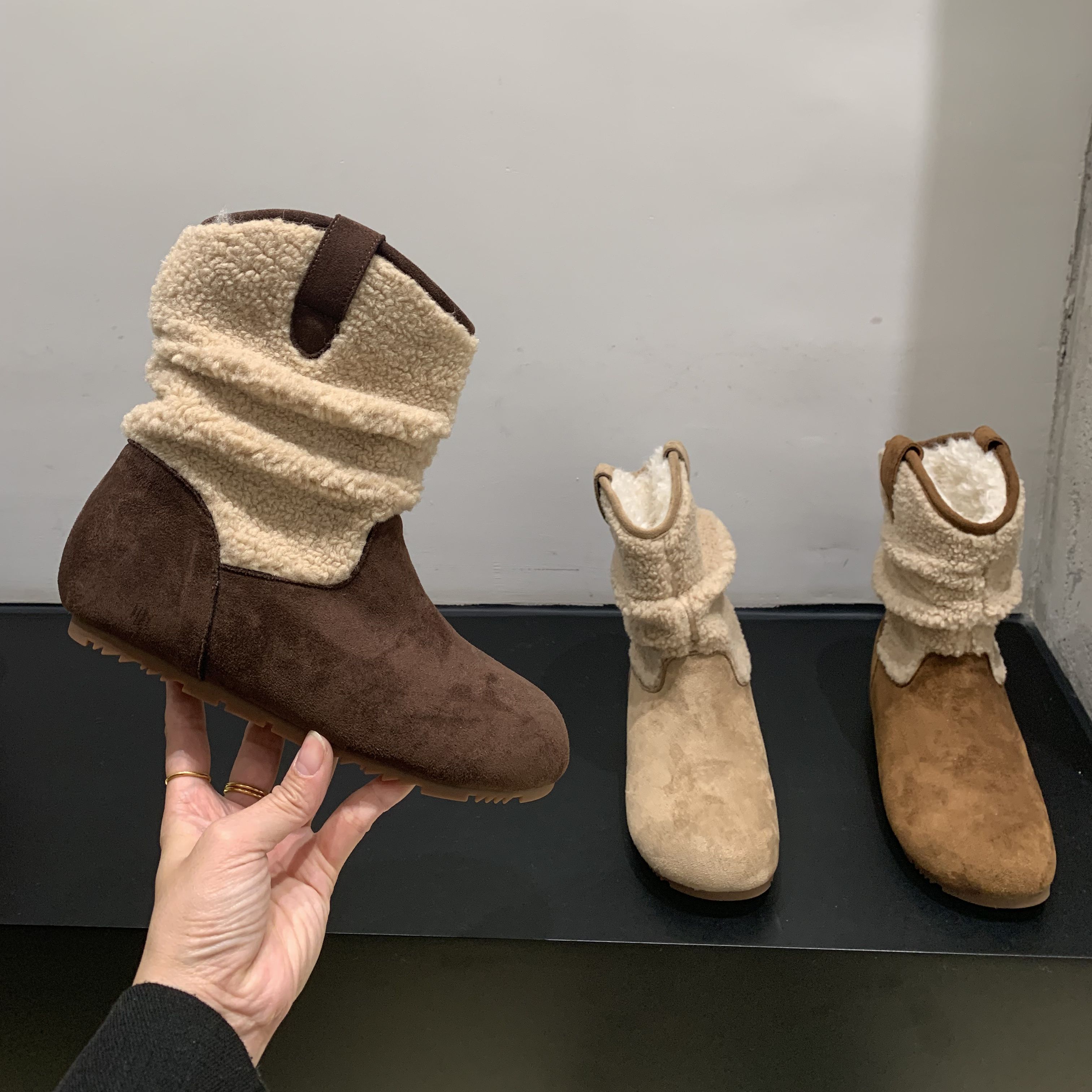 真皮法式复古加绒内增高短靴女2025秋冬新款厚底羊羔毛褶皱西部靴主图