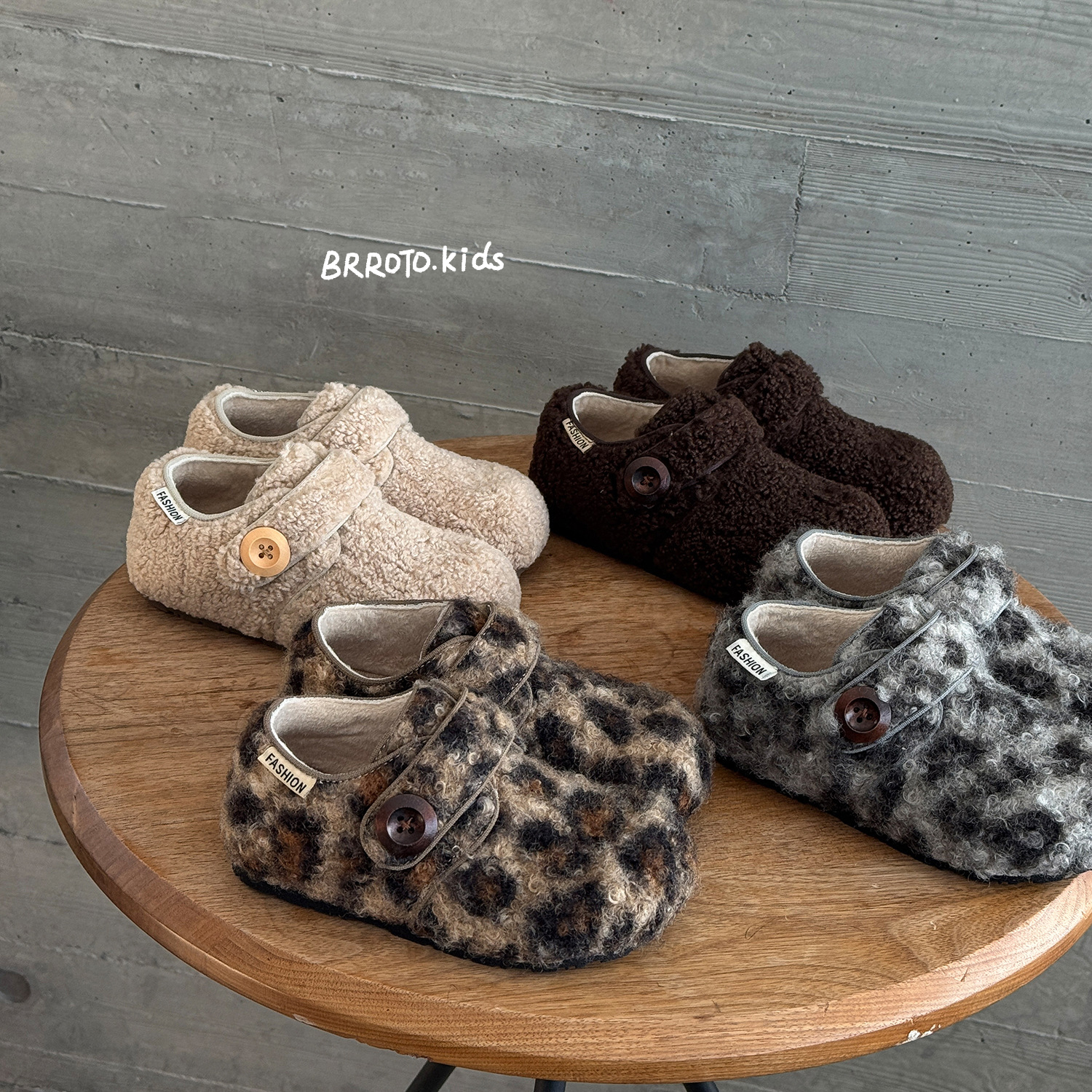 温暖系韩版儿童保暖毛毛鞋2025冬款女童魔术贴暖糯棉鞋男童勃肯鞋主图