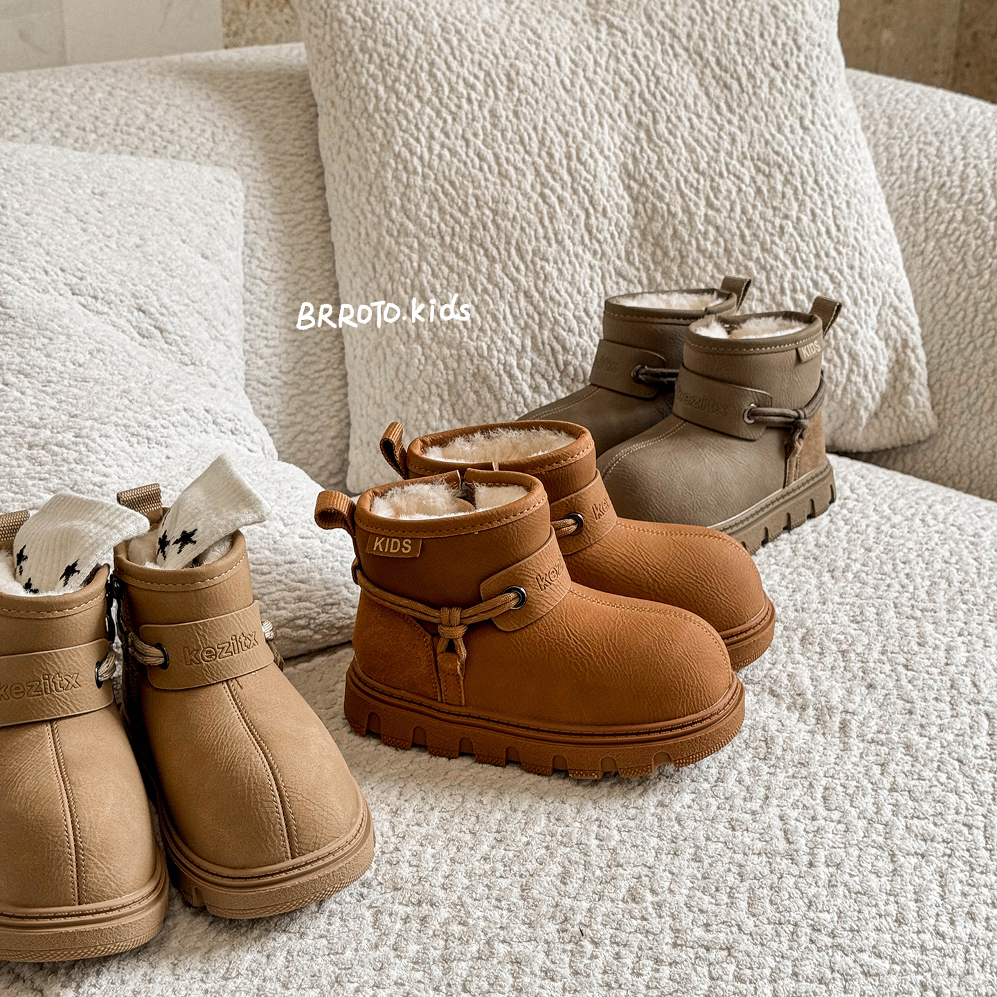 儿童雪地靴2025冬季卡皮巴拉女童靴子中大童英伦风男童马丁靴棉靴主图