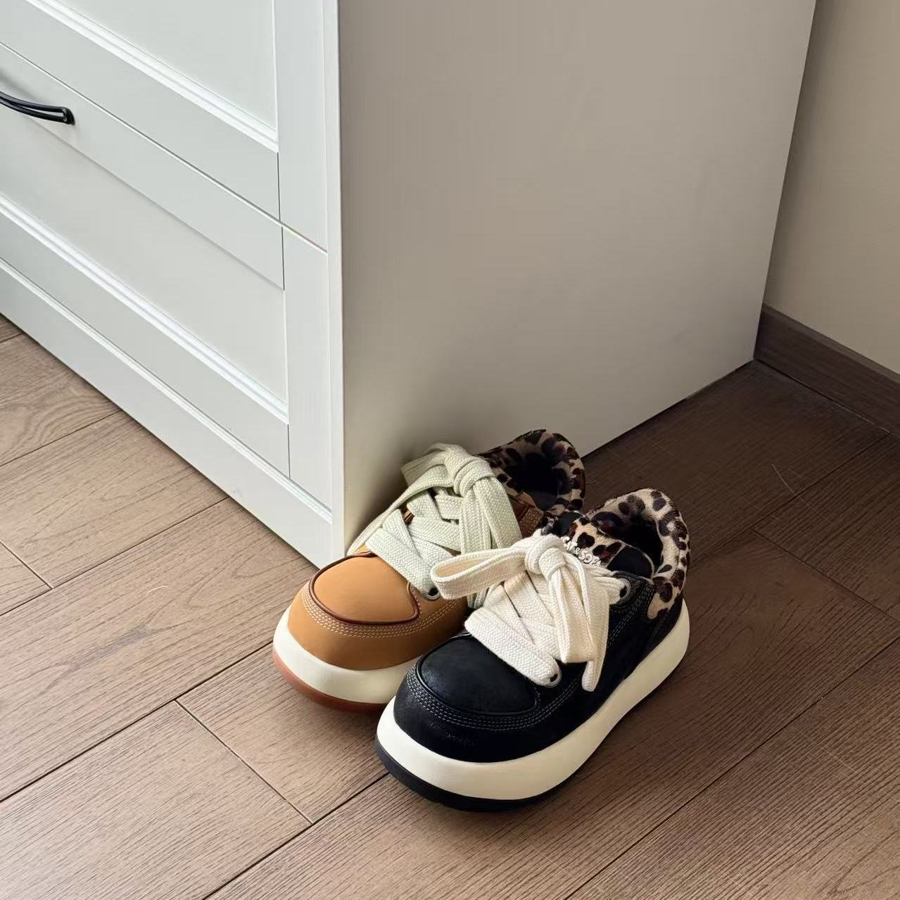 【UFO系列】猫与沙发/黑豹纹袋鼠鞋Q版丑萌鞋厚底情侣低帮大头鞋主图