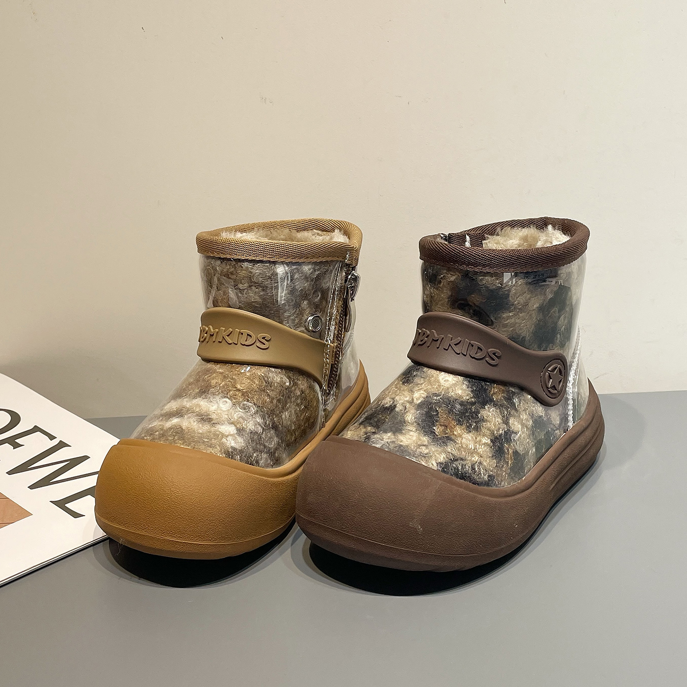 左左家冬季新款男女童加厚雪地靴时髦儿童复古防滑抗寒侧拉链棉靴主图