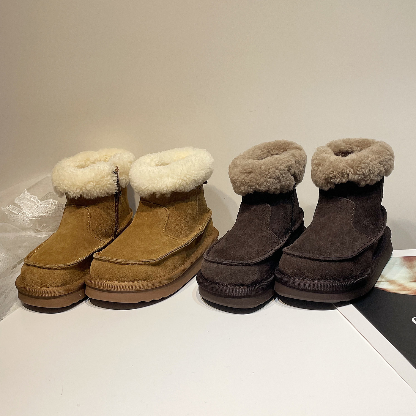 左左家儿童雪地靴2025冬季新款女童厚底牛皮短靴防滑加绒加厚棉靴主图