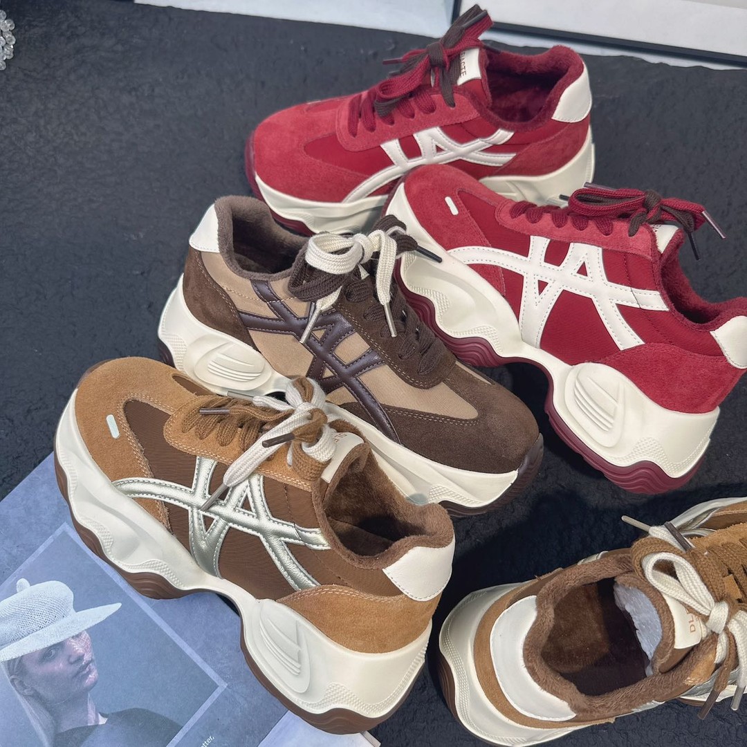 【安静专属】OBALUN/欧巴伦 冬季新品时尚百搭厚底休闲老爹鞋9800-1主图