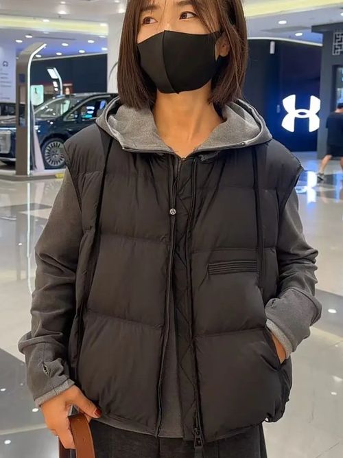 短款马甲女2025冬季新款时尚圆领宽松白鸭绒保暖马夹背心坎肩潮主图