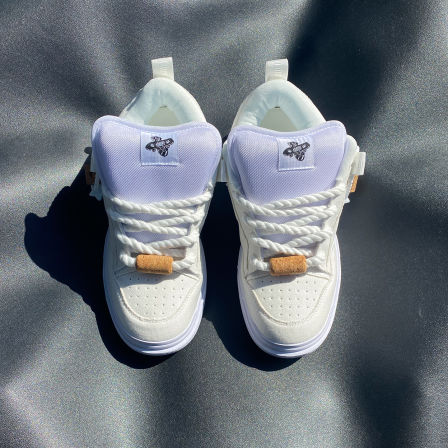 秋冬爆款鞋子男款极简小白鞋美式白色面包鞋时尚百搭大码休闲板鞋