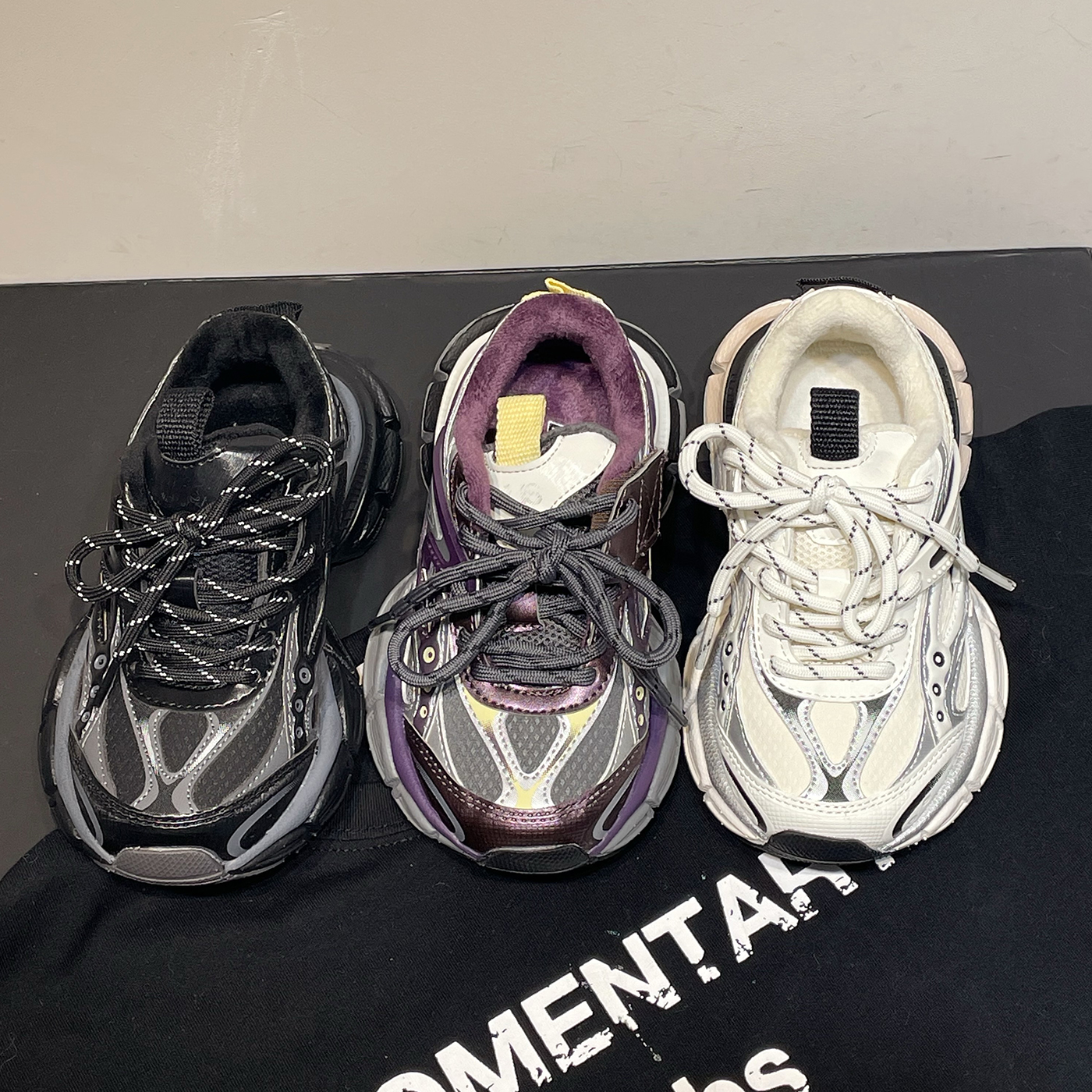 左左家2025冬季儿童拼色加绒运动鞋新款加厚保暖百搭男女童老爹鞋主图