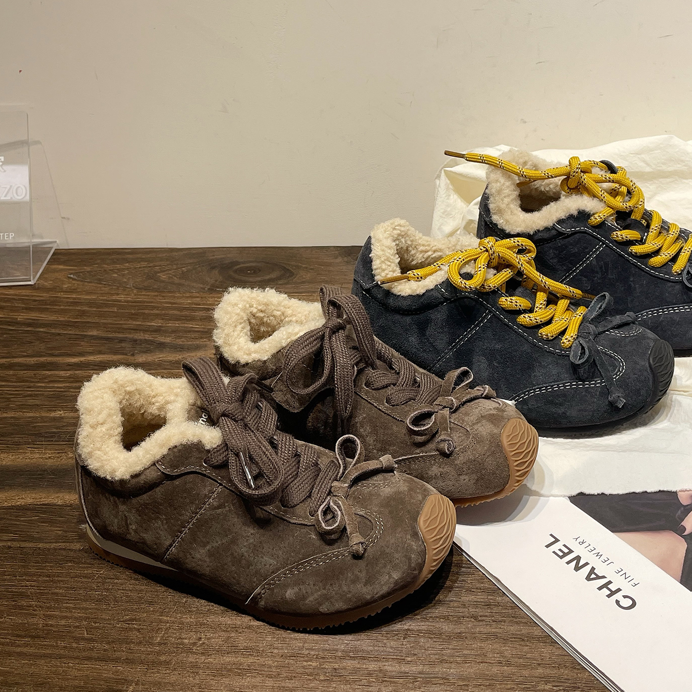 左左家儿童冬季加绒加厚运动鞋男女童复古防滑休闲时髦跑步德训鞋主图