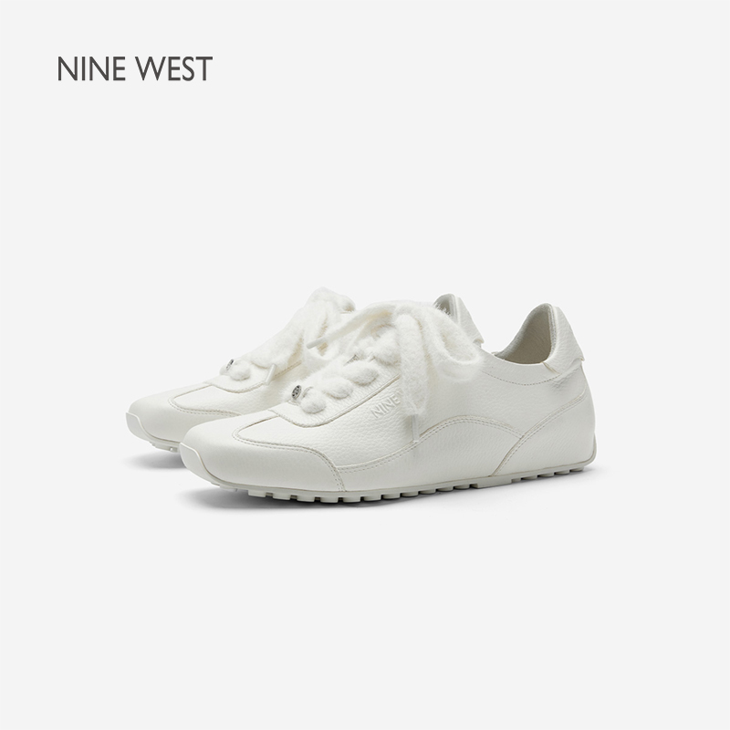 Nine West/玖熙云阶方舟芭蕾德训鞋女秋冬新款真皮内增高小白鞋主图