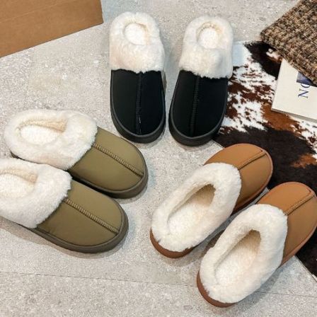 2025年新款女冬季防滑橡胶软底踩屎感居家室内保暖棉拖鞋加绒时尚