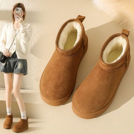 冬季新款厚底雪地靴女保暖加绒东北棉鞋2025复古圆头防滑户外鞋女