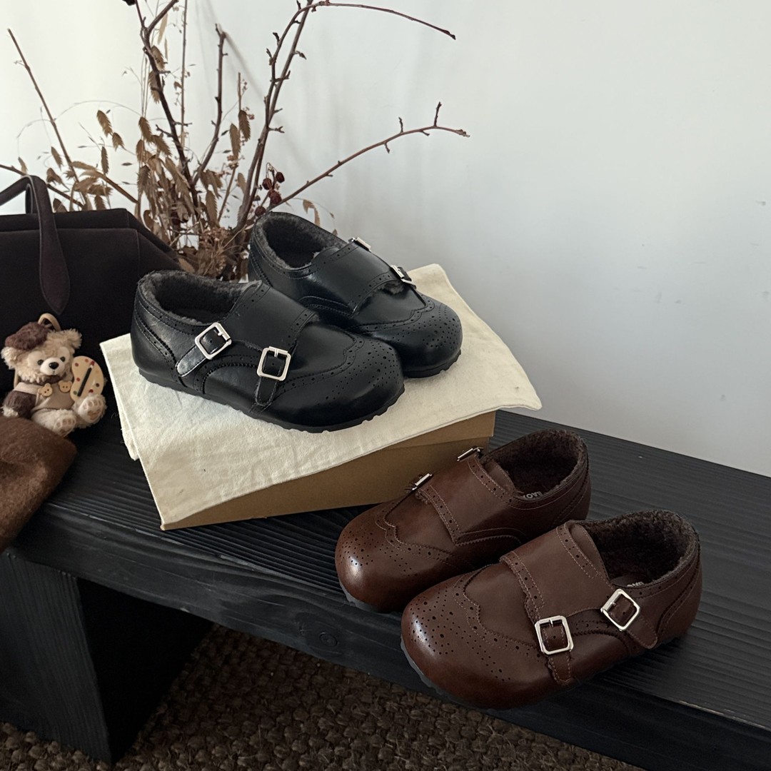 BAO/宝小姐2025休闲风秋防滑包裹性时尚休闲鞋复古软底休闲鞋主图