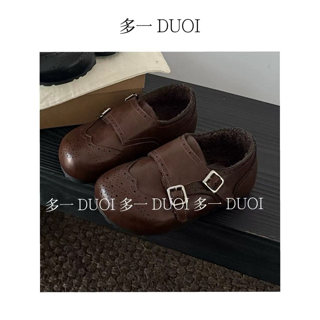 多一“雕花勃肯”2025冬季复古英伦双皮带扣设计内里毛毛圆头休闲鞋主图