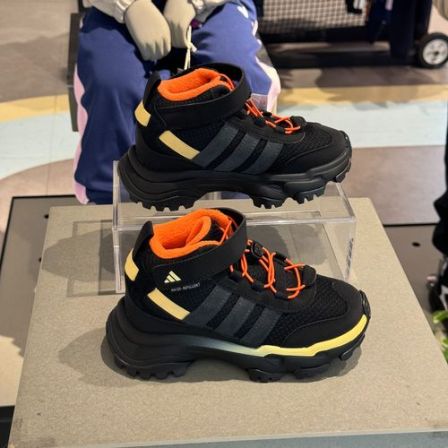 adidas阿迪达斯儿童鞋25冬季中高帮保暖厚底运动鞋KK3970