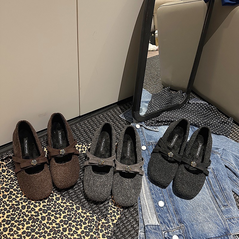 TS2025时尚浅口毛呢加绒法式休闲小单鞋主图