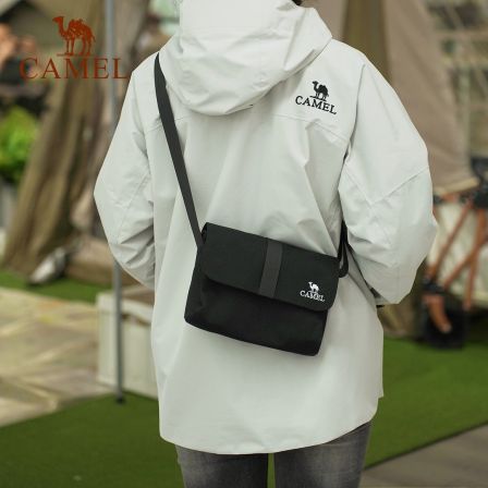 骆驼时尚小包运动斜挎包超轻简约小方包535BB21047X