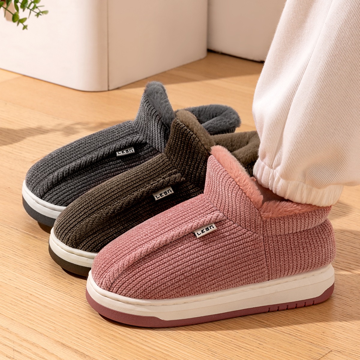 张凯丽老人棉鞋男款2025冬季新款室内防滑厚底包根保暖毛绒棉鞋女主图