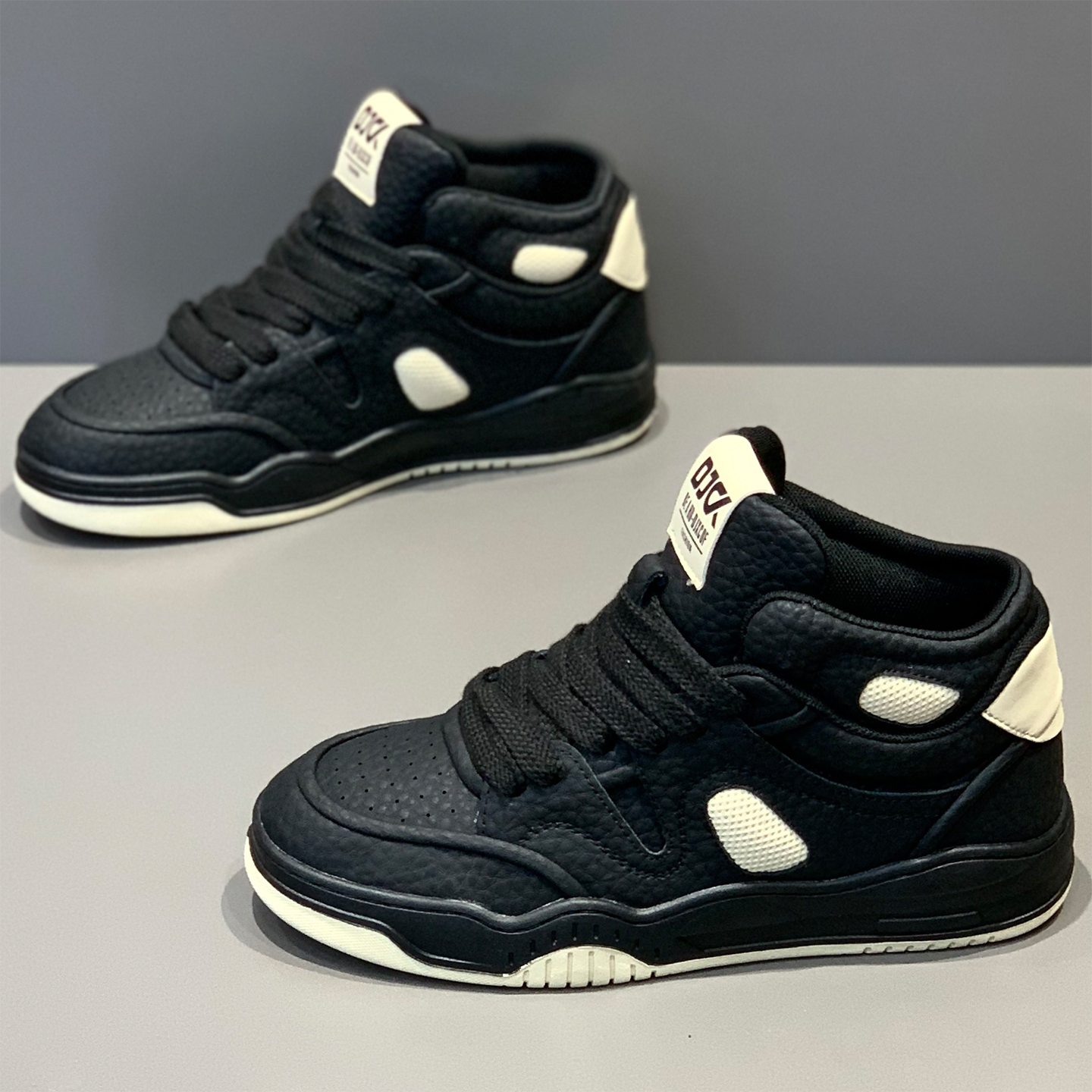 男鞋冬款2025新款加绒保暖棉鞋真皮高帮板鞋百搭潮软底休闲鞋子男主图