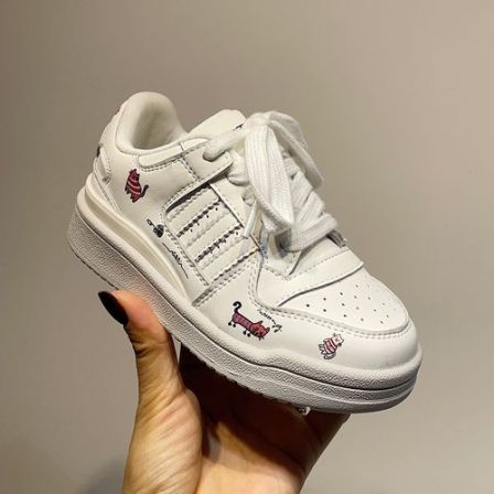 左左家中大童冬季加绒保暖小白鞋2025亲子卡通百搭防滑板鞋