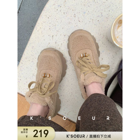 K姐 热摩卡阿甘鞋 镂空超弹发泡运动底羊羔毛颗粒鞋面保暖鞋子