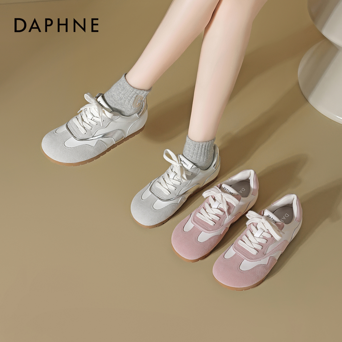 达芙妮新款休闲运动板鞋2025早秋冬季百搭女款通勤时尚女士女鞋子主图