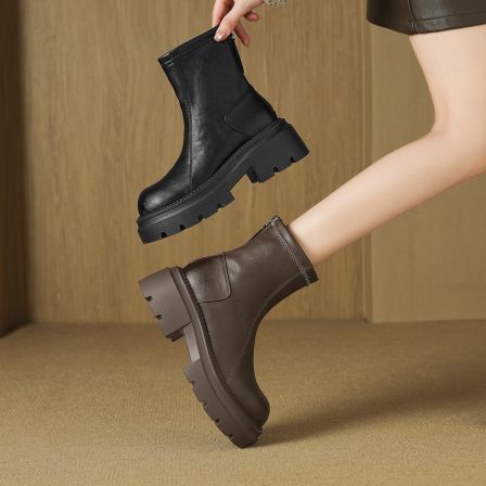 【FOXER】新款百搭欧美风马丁靴保暖短筒靴女款秋季黑色冬季厚底