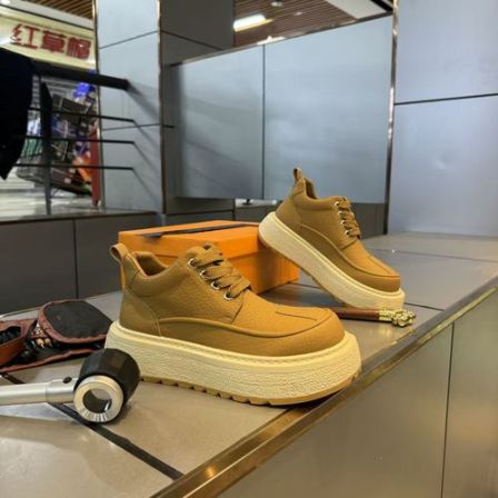 冬季新款男士高帮厚底加绒保暖潮流工装马丁靴时尚百搭增高男鞋