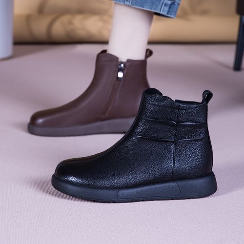 短靴女秋冬加绒保暖2025新款爆款真皮软底妈妈棉鞋防滑平底马丁靴主图