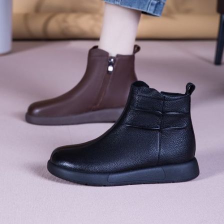 短靴女秋冬加绒保暖2025新款爆款真皮软底妈妈棉鞋防滑平底马丁靴