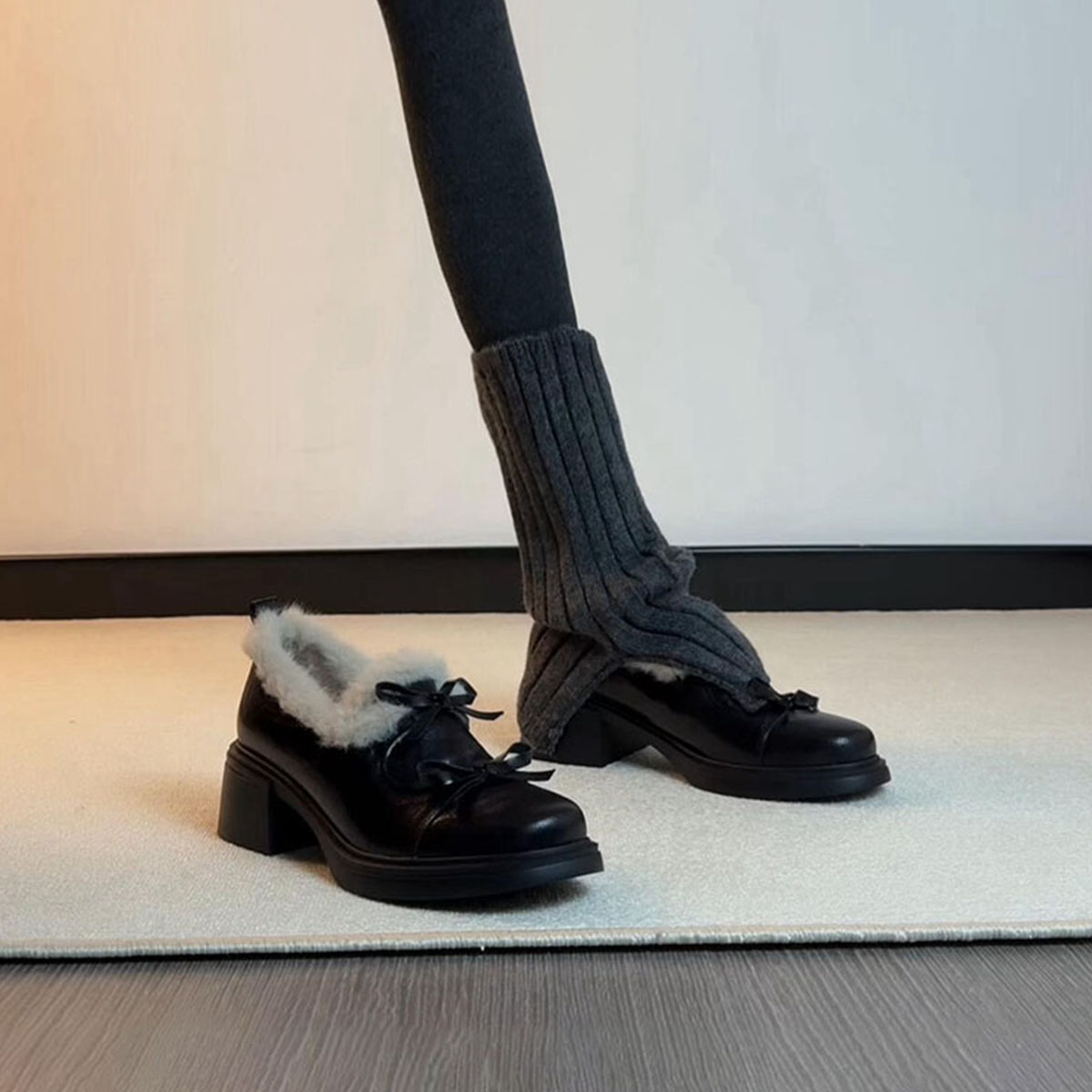 牛皮版~冬季时尚复古厚底加绒保暖粗跟乐福鞋女蝴蝶结显瘦小皮鞋主图