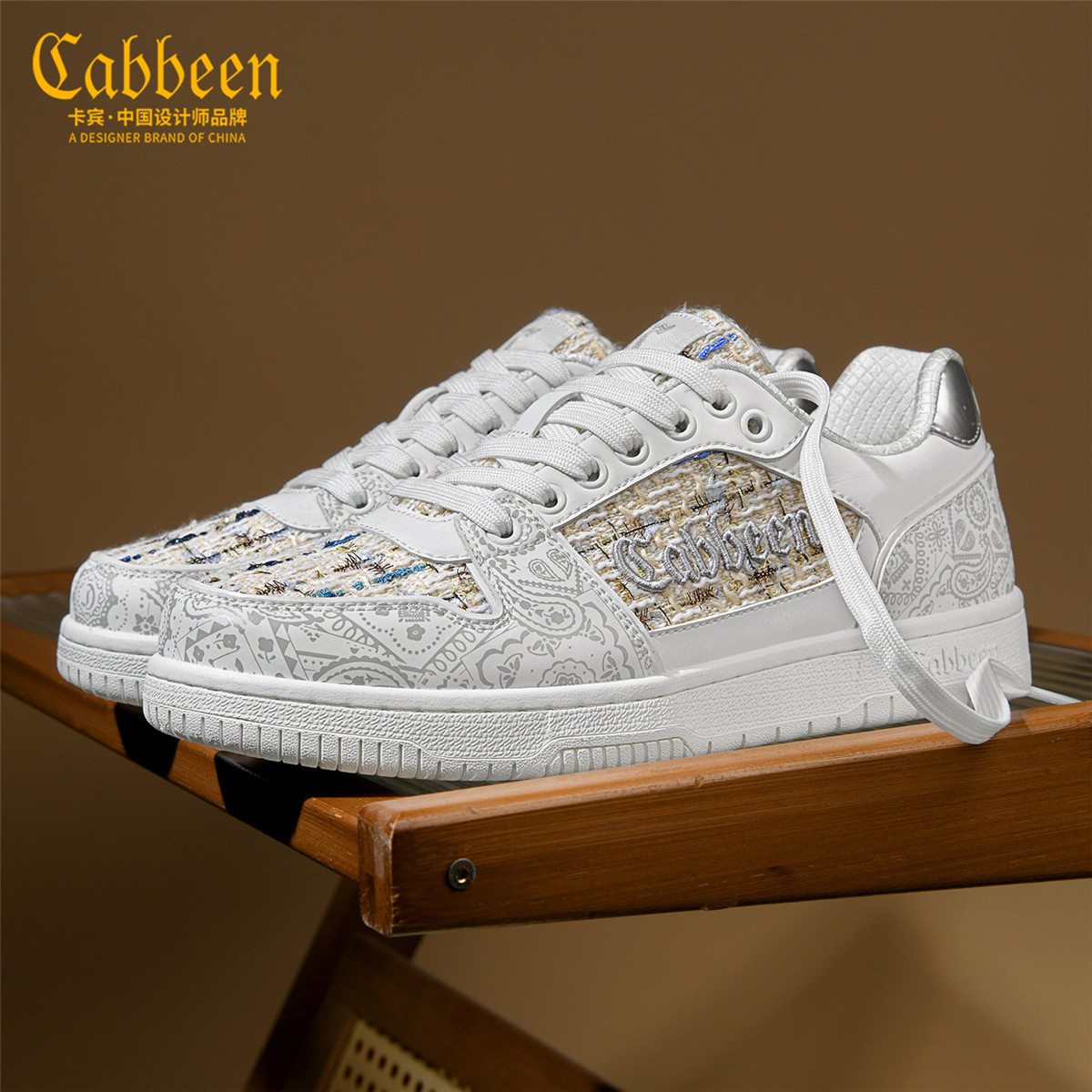 卡宾男鞋2025新款冬季小香风潮流休闲鞋男士运动鞋高级感小白板鞋主图