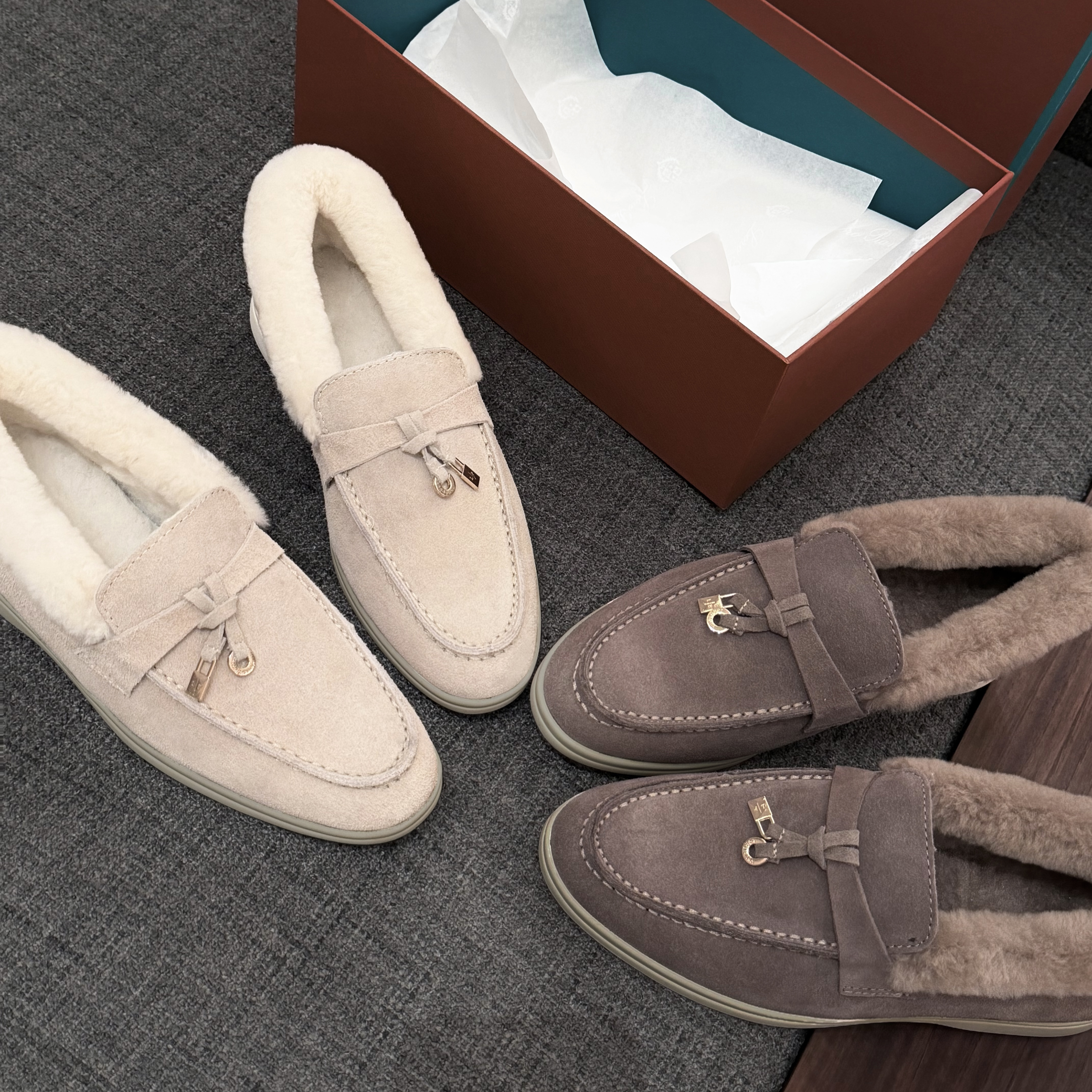 韩雨嘉【L*p老钱日常】蒿版本秋冬L流苏锁扣老钱感羊毛懒人乐福鞋主图