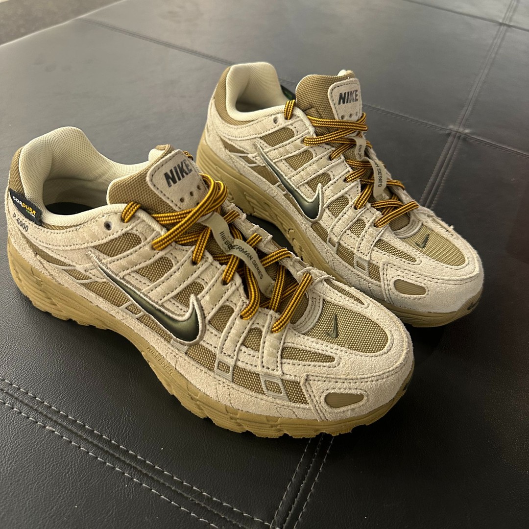 【滔搏联动】NIKE新款 P-6000 PRM双旦礼复古运动休闲鞋IO4668-201主图