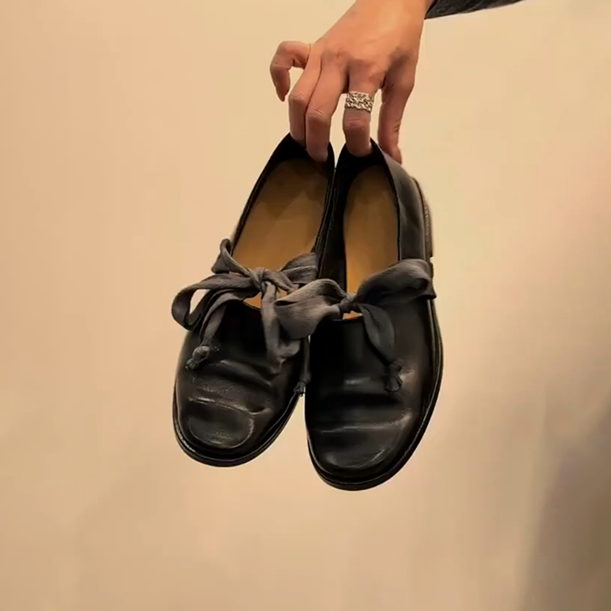 羊皮版~复古蝴蝶结乐福鞋女英伦风一脚蹬小皮鞋文艺小众黑色单鞋主图