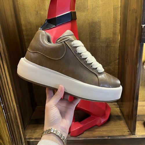 【颜色好品】欧洲站明星同款秋冬男鞋昆昆防滑增高时尚休闲板鞋透气主图