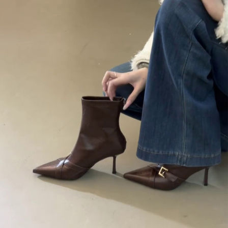羊皮版~法式尖头高跟靴后拉链气质交叉扣带瘦瘦靴女复古细跟短靴