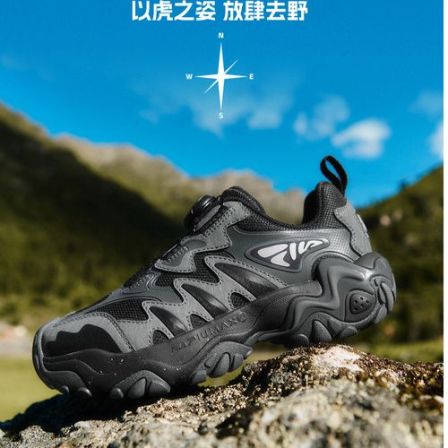 FILAKIDS斐乐童鞋儿童虎爪跑鞋2025秋冬新款运动鞋大童K15B542501