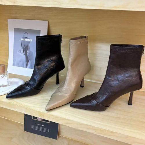 2025新款法式黑色尖头细跟后拉链显瘦百搭软底瘦瘦靴女短筒高跟主图